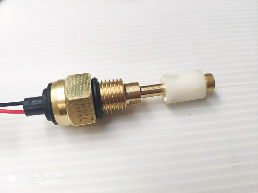 Czujnik poziomu wody w chłodni – Water Alarm Sensor recenzja i cena