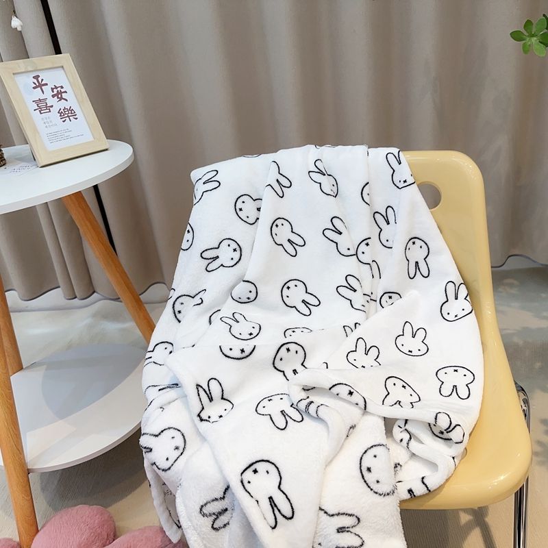Uroczy kocyk Miffy z flaneli,  – Fire Blanket Kitchen recenzja i cena
